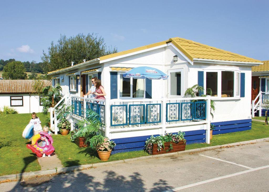 Welcome Family Hotel Долиш Екстериор снимка