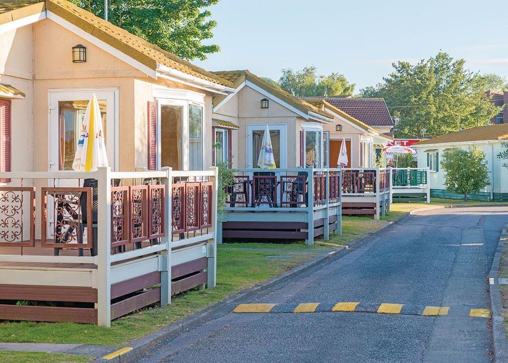 Welcome Family Hotel Долиш Екстериор снимка