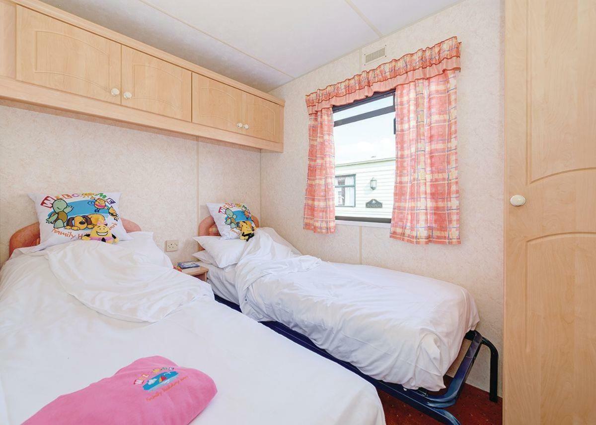 Welcome Family Hotel Долиш Екстериор снимка